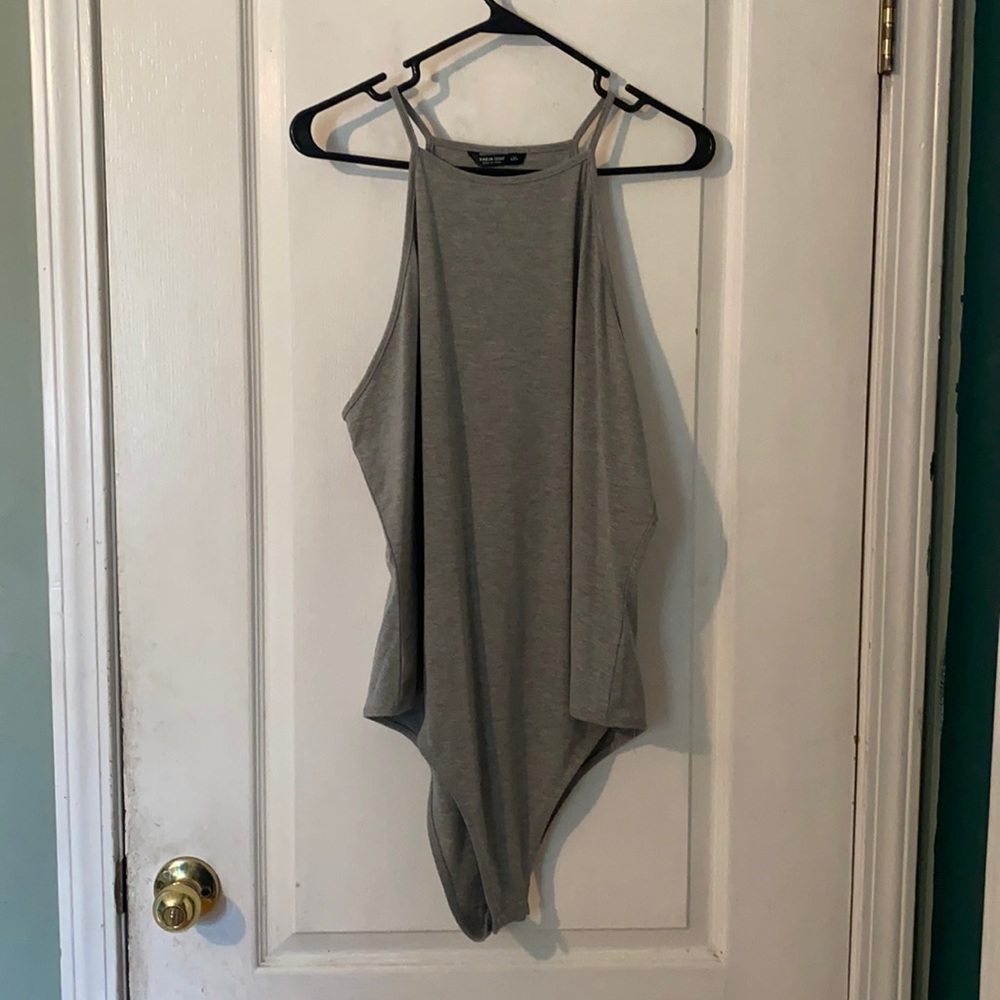 Gray top from SHEIN size 4XL